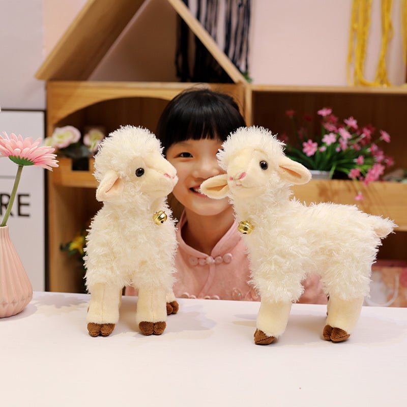 Pluche Lam Knuffel Met Bel – Realistisch Speelgoed Dier Voor Kinderen - KidsKorner