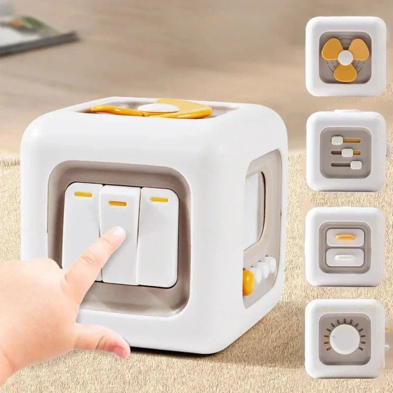 SensoriQ Activiteitenkubus - Busy Board Montessori - KidsKorner