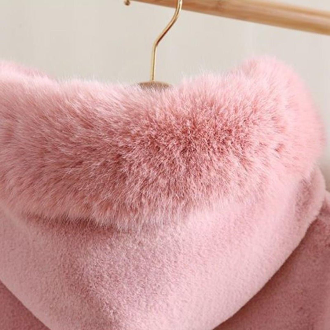 SneeuwLina Teddy Cape Meisje - Poncho Met Capuchon - KidsKorner