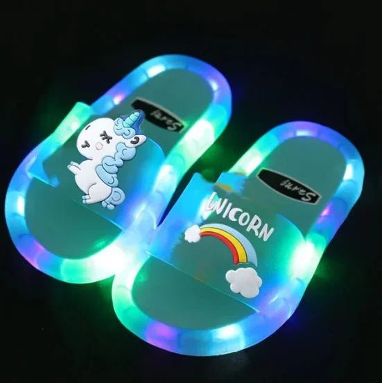 Unicornia Kinder LED Slippers - Lichtgevende Sloffen - KidsKorner