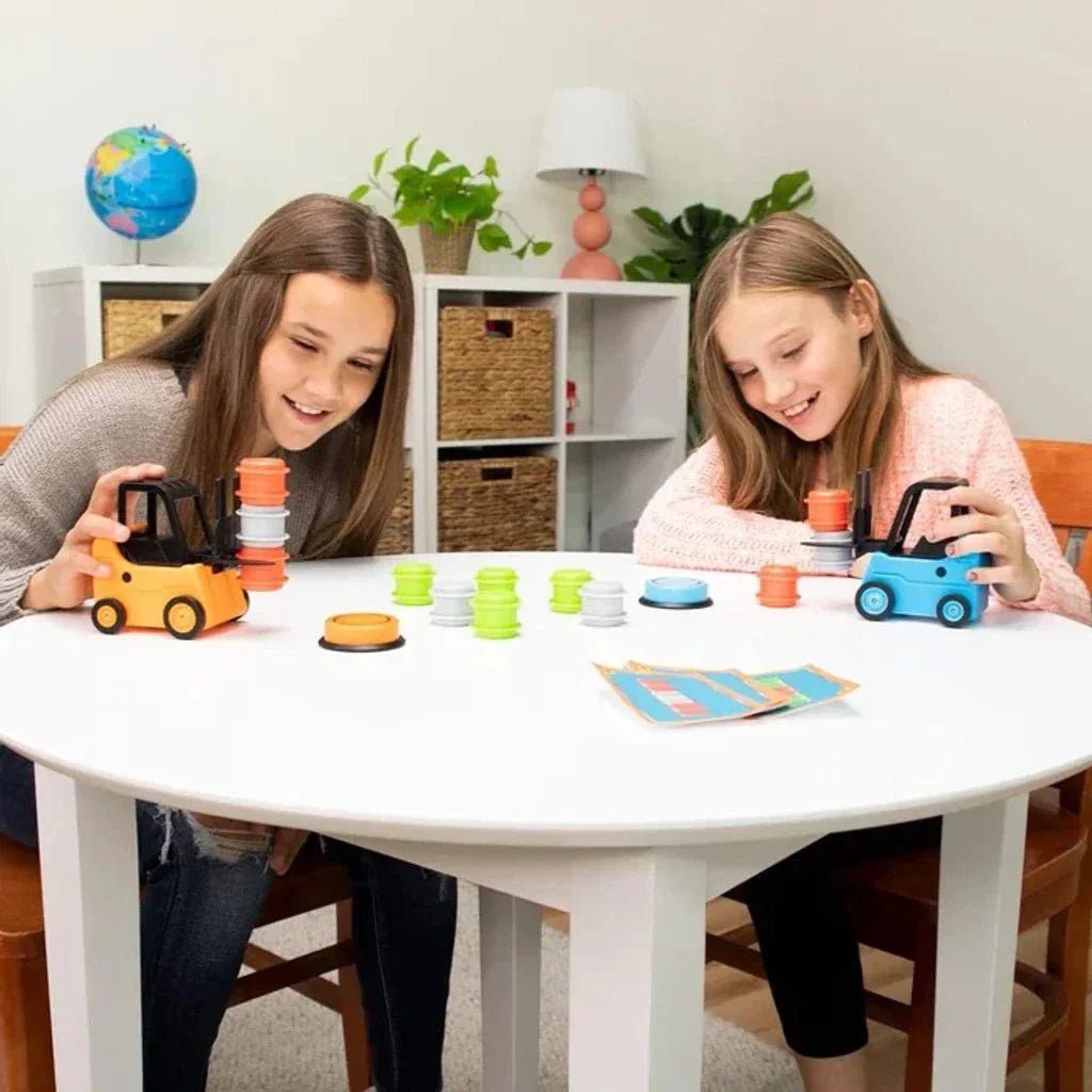 Vorkheftruck Stapelspel Met Bel En Opdrachtkaarten – Kleuren Sorteren 3–6 Jaar - KidsKorner