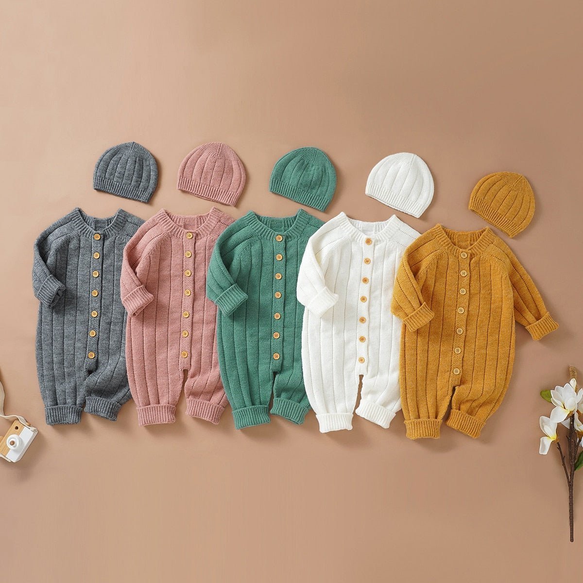 Warme Baby Romper Set Met Knopen En Muts - KidsKorner